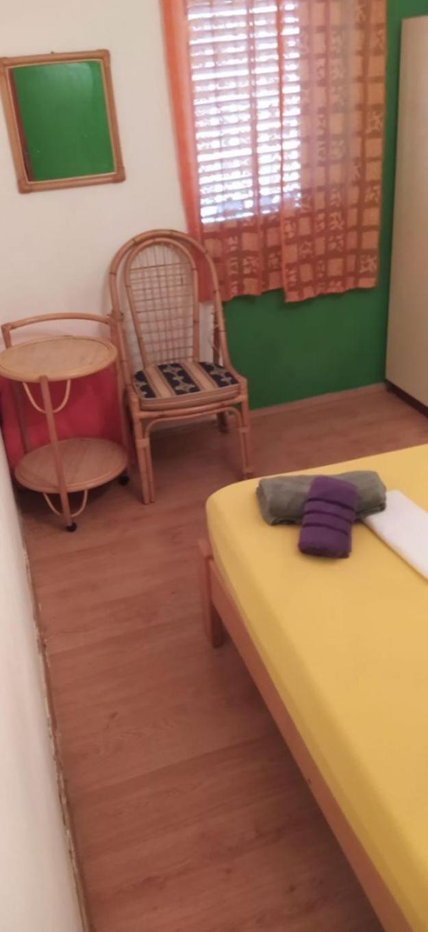Ana - Private Parking Apartment *
