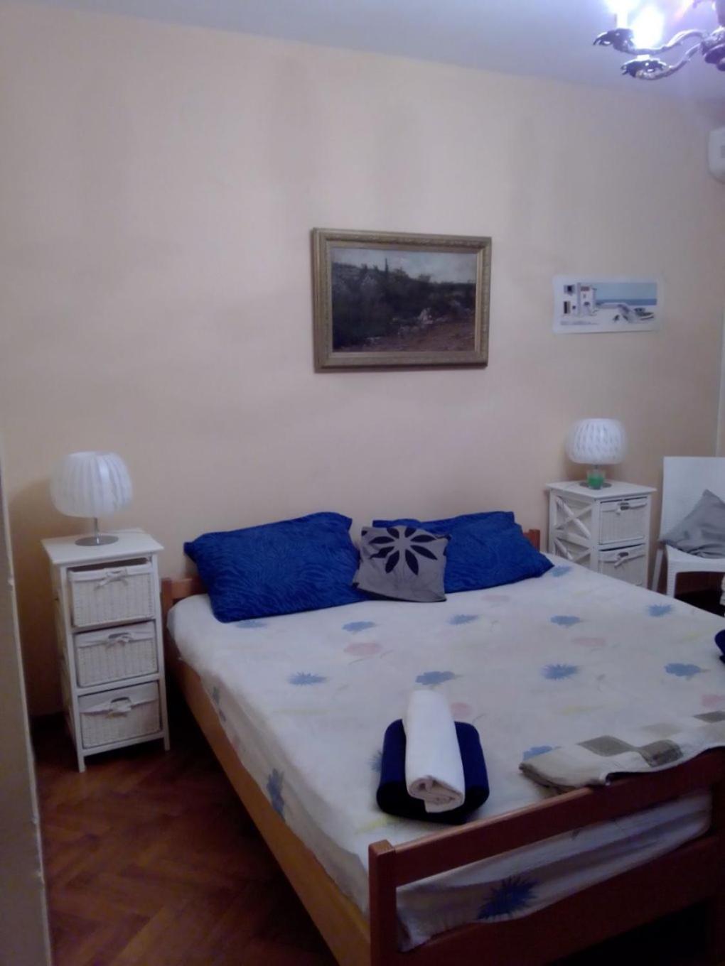 Ana - Private Parking Apartment *
